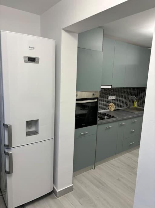 3 Camere Decomandat Bukarest Exterior foto